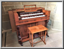 Trayser-Harmonium in der Stadtkirche Burgdorf