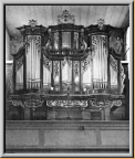 L'orgue Goll  avec la façade de l'orgue Speisegger 1749 