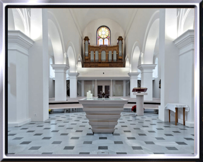 vue intérieur après la rénovation de l'église en 2012.