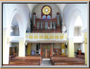 vue intérieur avant la révision de l'église en 2012