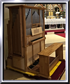 Davos-Platz GR, Kath. Marienkirche, Orgel Walter Bär 2016, Leihgabe von Walter Bär an die Kath. Kirchgemeinde Davos.