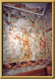 Monstein GR, teilweise erhaltene und restaurierte Fresken an Wänden und der Decke.