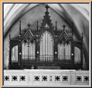 Goll-Orgel 1906 mit seitlichen Erweiterungen 1926 .