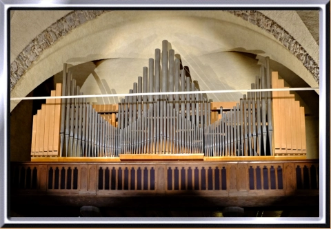 Samoëns F, orgue de l'église de l'Abeille à Chaux de Fonds. Photo: Dominique Morisod, Collombey (musée Suisse de l'orgues à Roche.