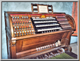 Console Goll 1900, aujourd’hui exposée au Musée suisse de l’Orgue de Roche VD