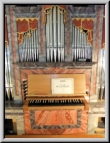 Riemenstalden SZ, Pfarrkirche, Orgel Füglister 1P/7, Spieltisch; Bild: E. & M. Brandazza, Luzern.