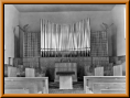 Orgel 1930 mit Freipfeifenprospekt