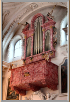 Orgel-Attrappe auf der Südseite