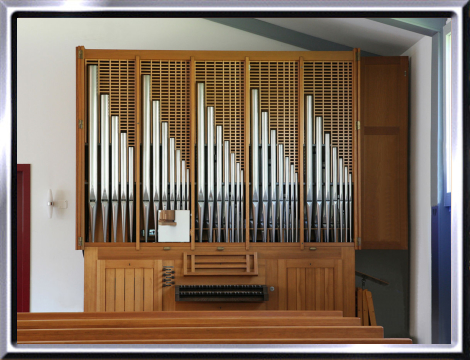 Obfelden ZH, Kath. Kirche St. Antonius, Orgelbauer Peter Ebell, Kappel am Albis, 2Pa/6 / Bild: Charly Bernasconi
