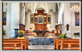 Orgel Metzler 1983, Prospekt und Spieltisch als rückseitige Ansicht  gegen Innenseite des Chores, Frontseite mit "Altarflügeln" gegen das Kirchenschiff