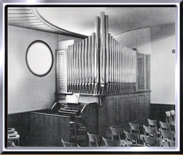 Orgel am Standort der Chrischonagemeinde in Winterthur um 1988.